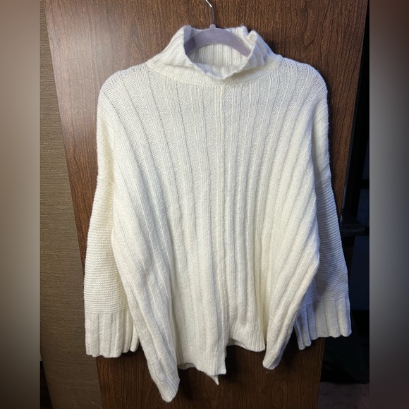 Express white cowl neck wool blend chunky knit sweater size XS - Picture 1 of 8